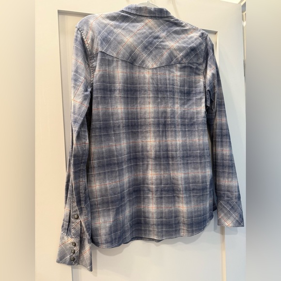 Patagonia Women's Long-Sleeve Plaid Snap Shirt – Slate Blue - Picture 4 of 5